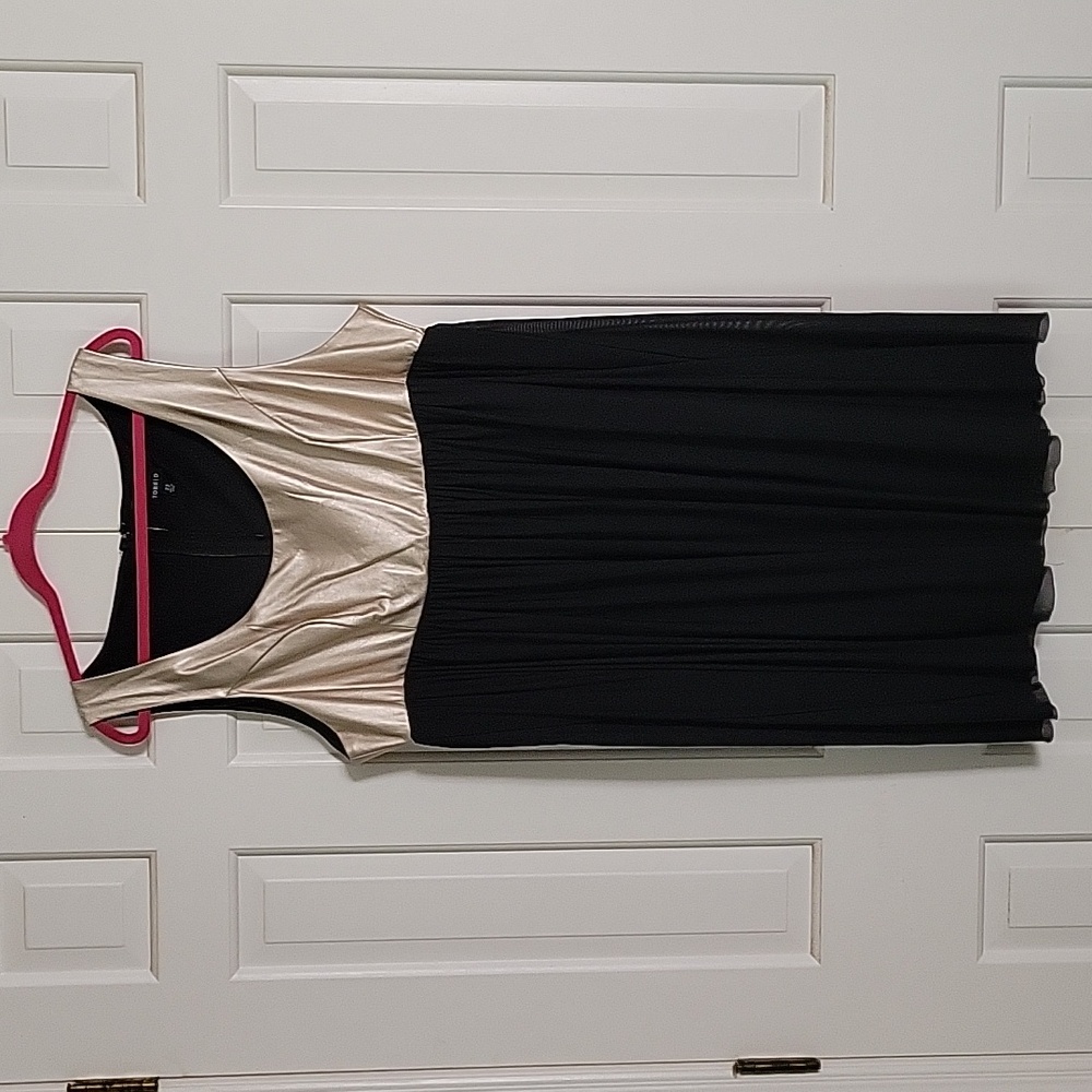 Torrid black and gold cocktail party dress sz 22